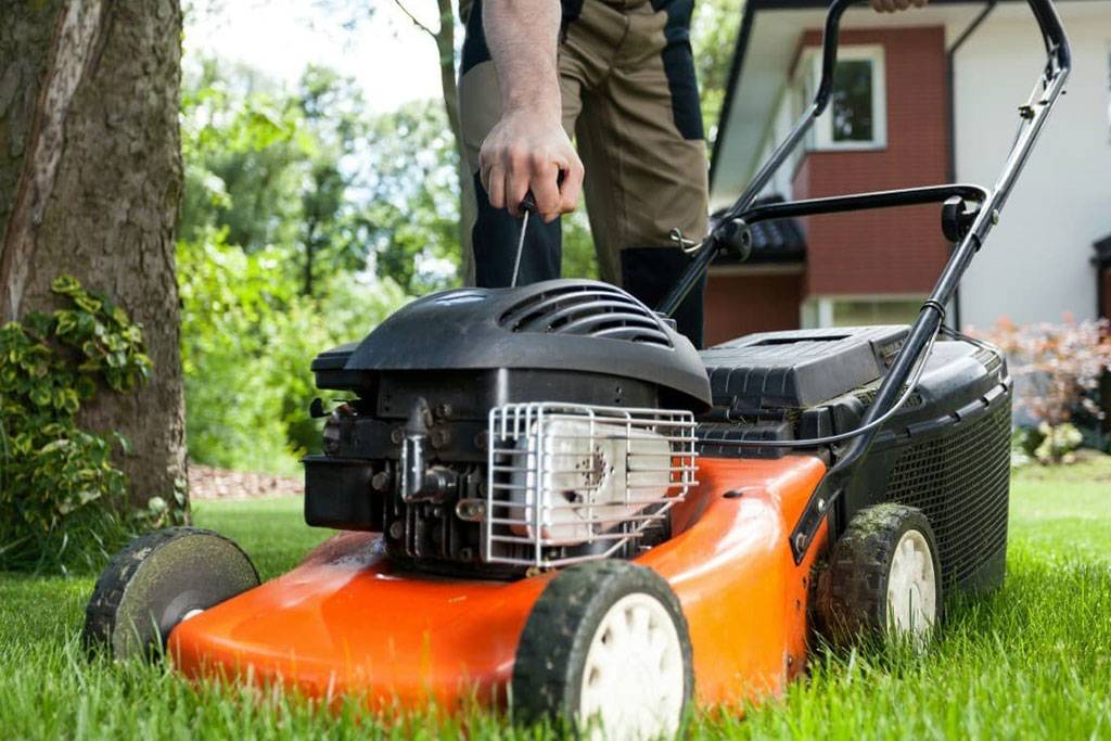 How to Start a Lawn Mower